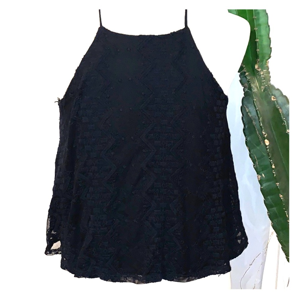 Black tank top🖤